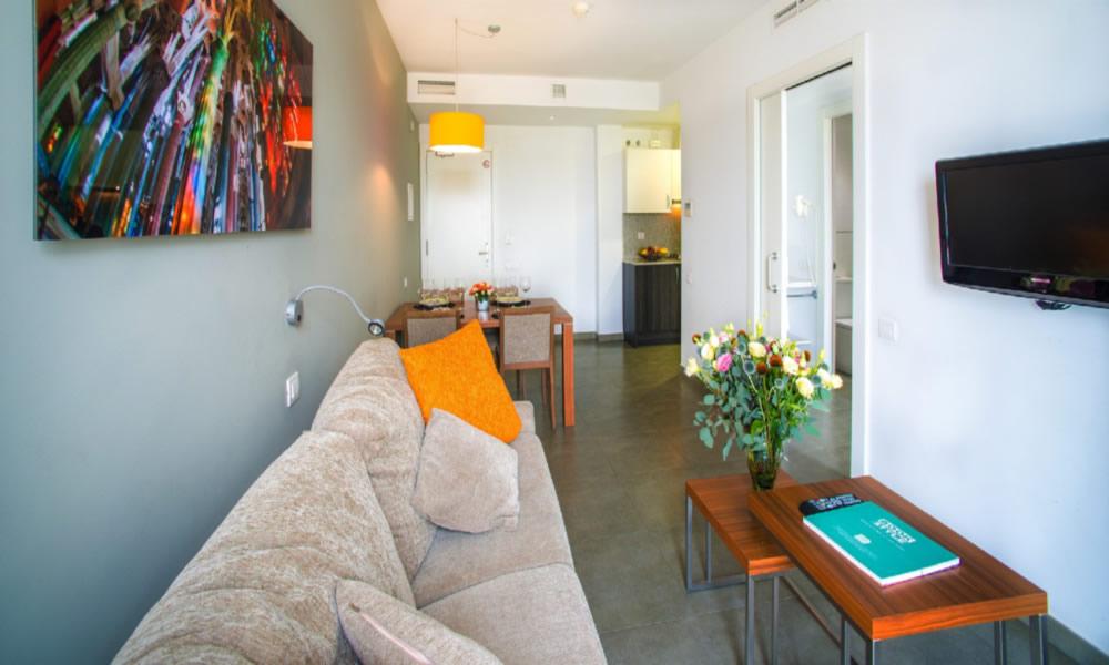 Ona Living Barcelona Aparthotel L'Hospitalet de Llobregat Exterior foto
